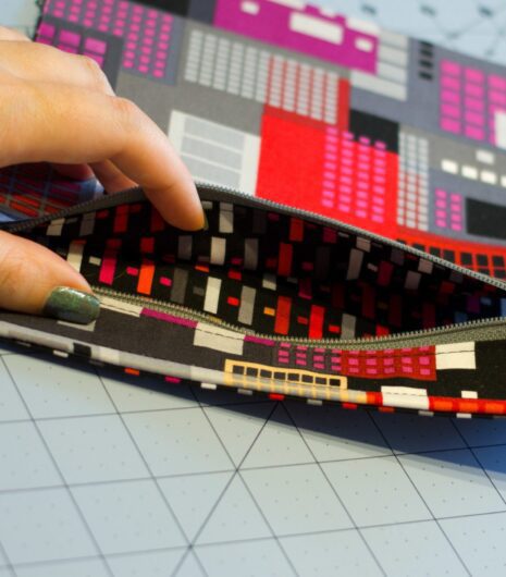 Two-Zip Hipster - Front Pocket